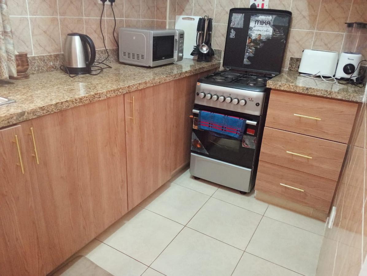 Furnished 1 Bed Apartment with Parking in Nyari - 4