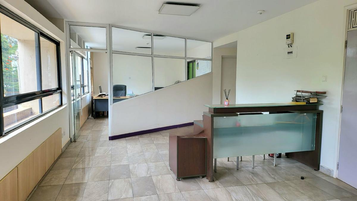 Office with Lift in Westlands Area - 8