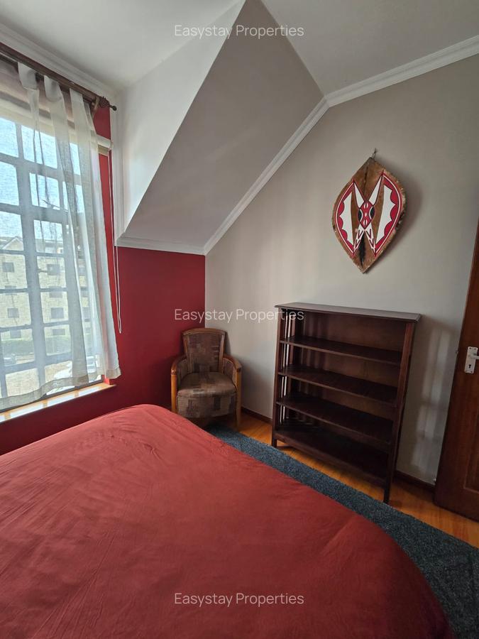 2 Bed Apartment in Ridgeways - 3