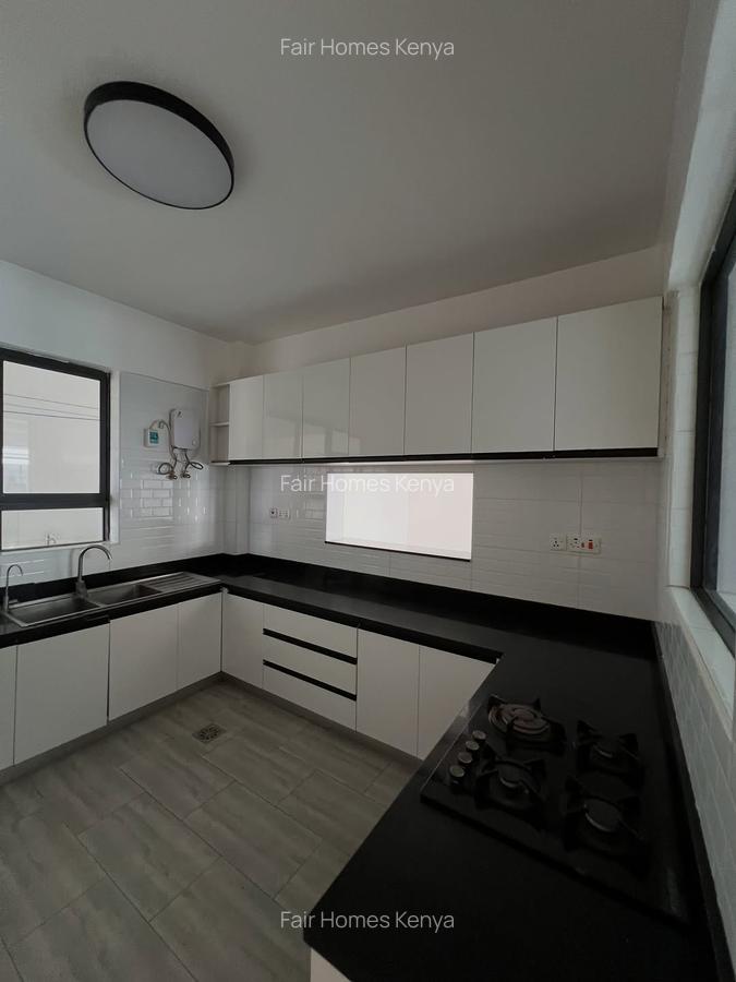3 Bed Apartment with En Suite at Othaya Road - 6