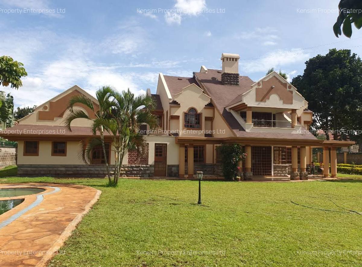 5 Bed House with En Suite in Runda - 12