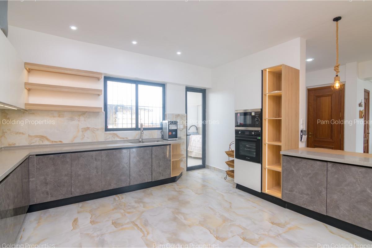 Serviced 4 Bed Apartment with En Suite in Kizingo - 5