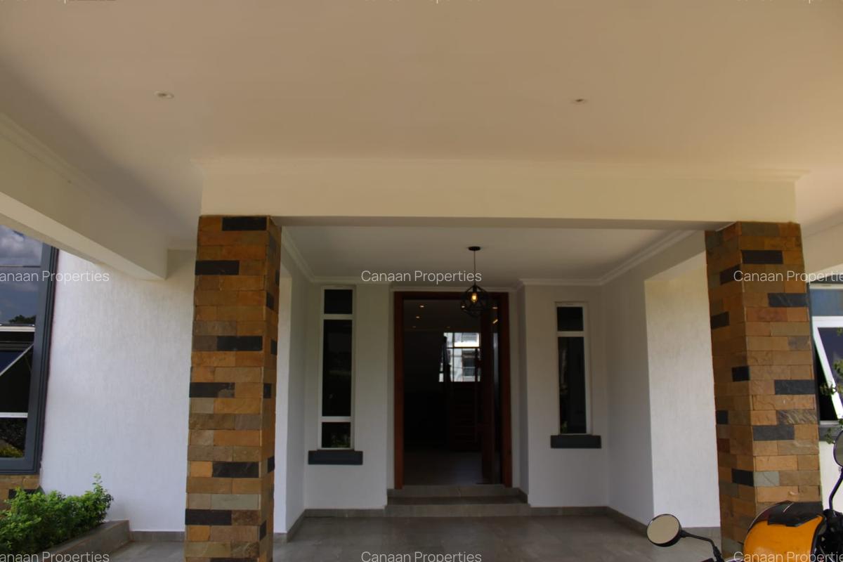4 Bed Villa with En Suite in Tatu City - 8