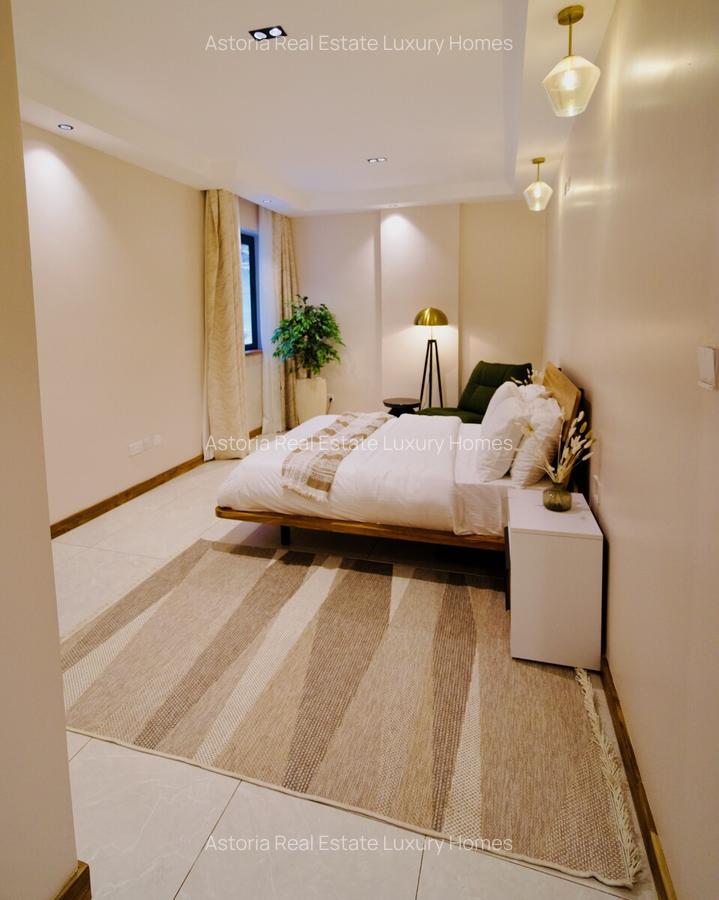 3 Bed Apartment with En Suite at 2026-301 - 8