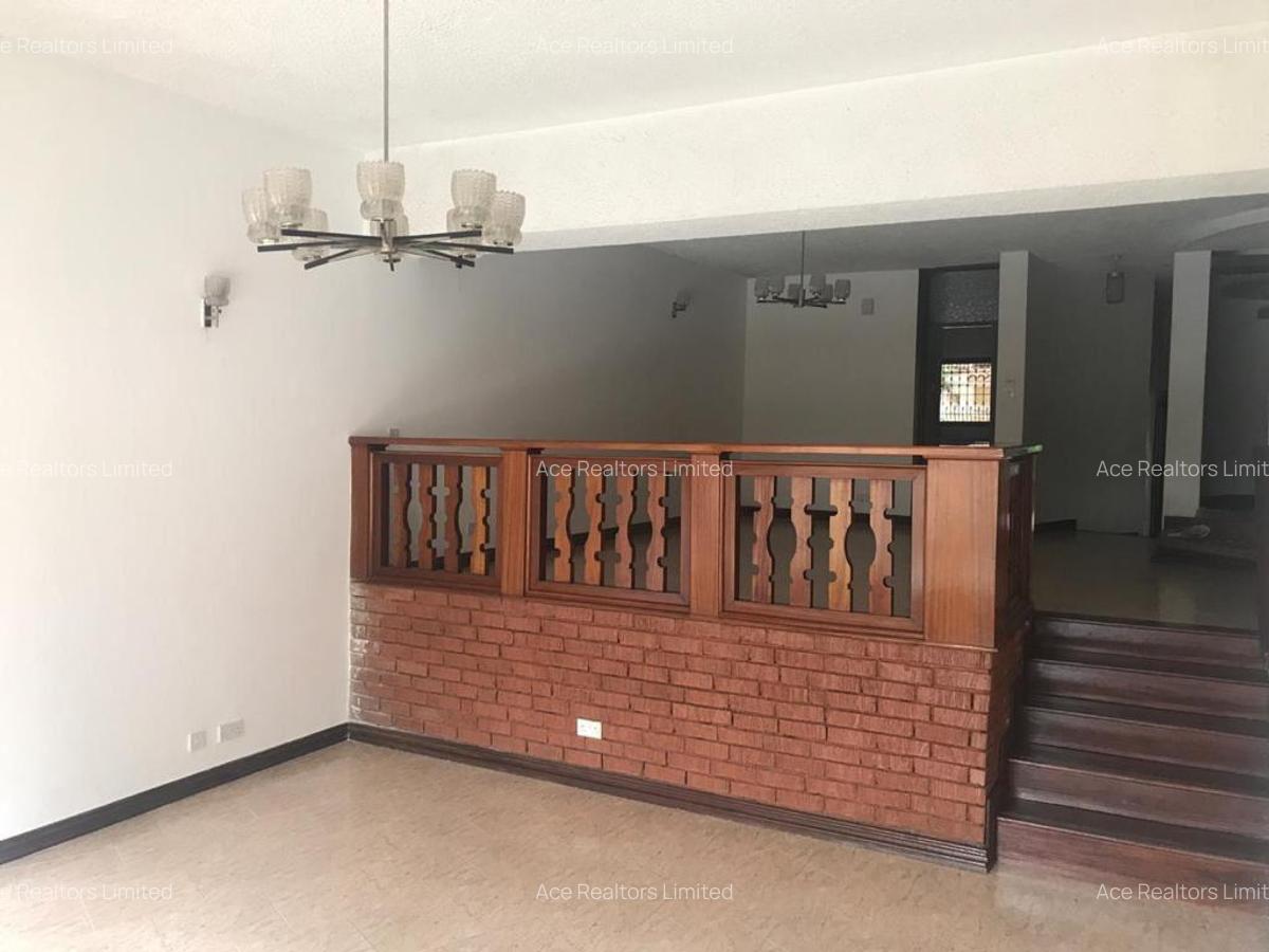 5 Bed Townhouse with En Suite at Rhapta Road - 7