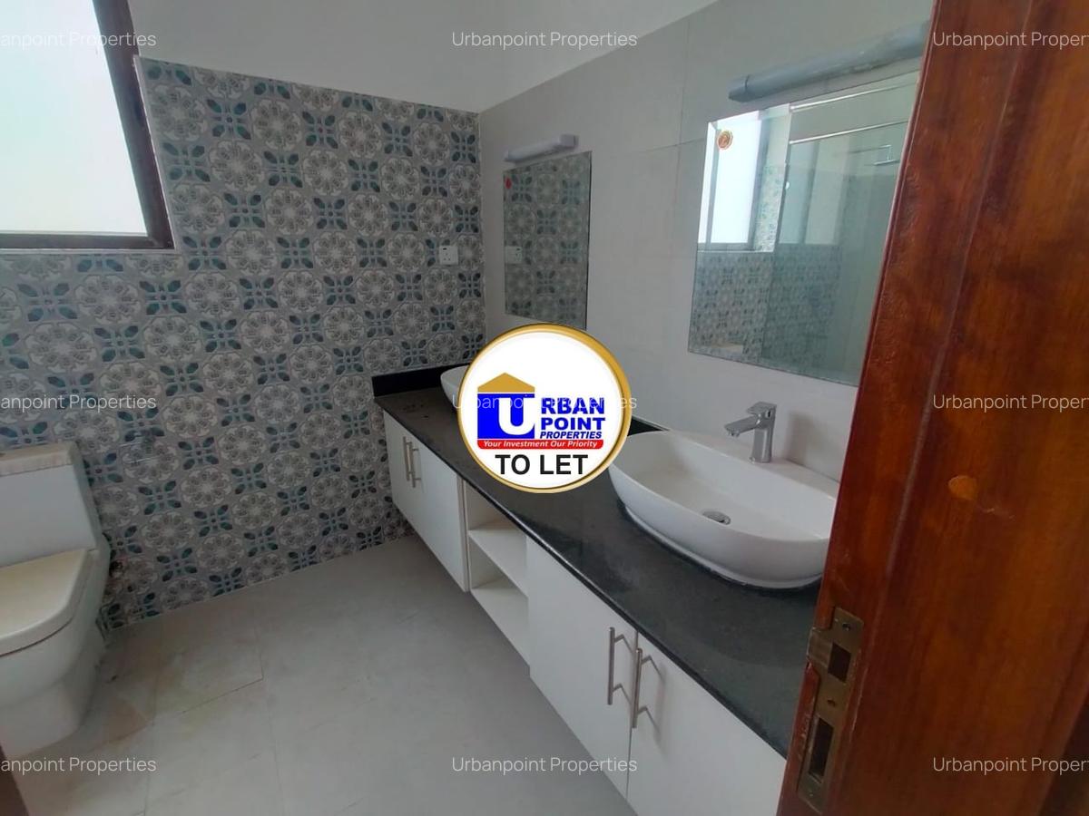 3 Bed Apartment with En Suite in Nyali Area - 6