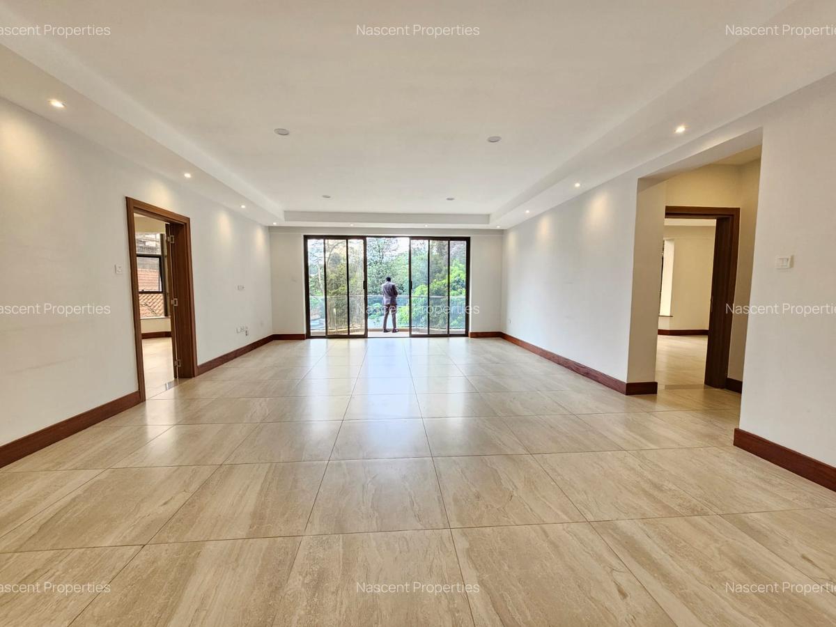 3 Bed Apartment with En Suite in Westlands Area - 18