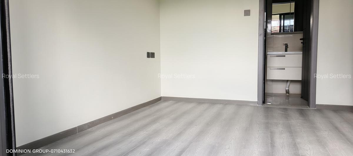 1 Bed Apartment with En Suite at Westlands Road - 5