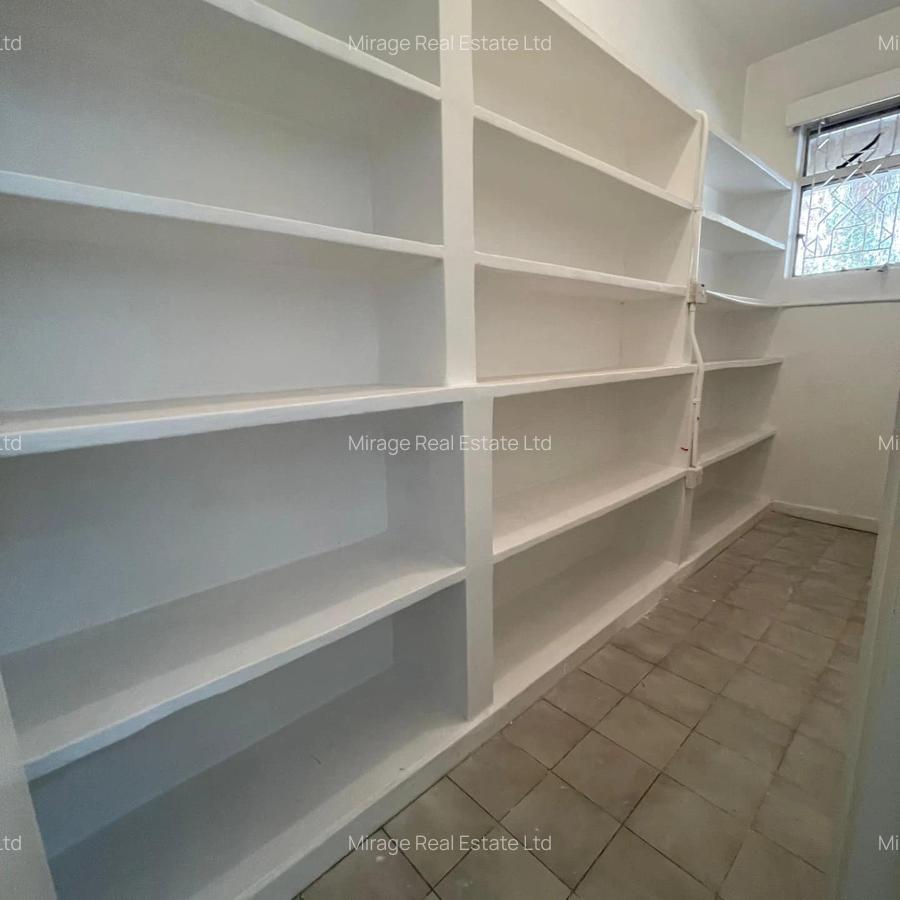 4 Bed Apartment with Parking in Riverside - 5