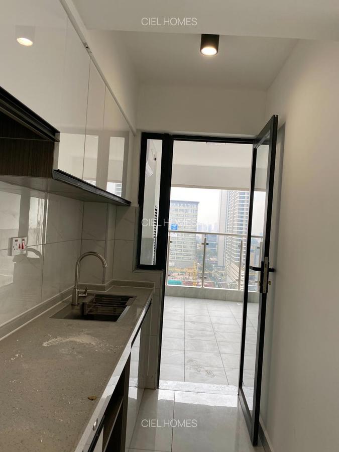 2 Bed Apartment with En Suite at Westlands Road - 6