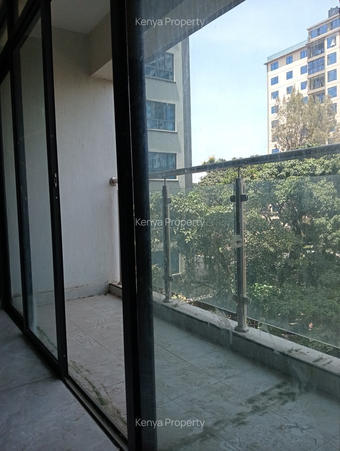 1 Bed Apartment with En Suite in Lavington - 1