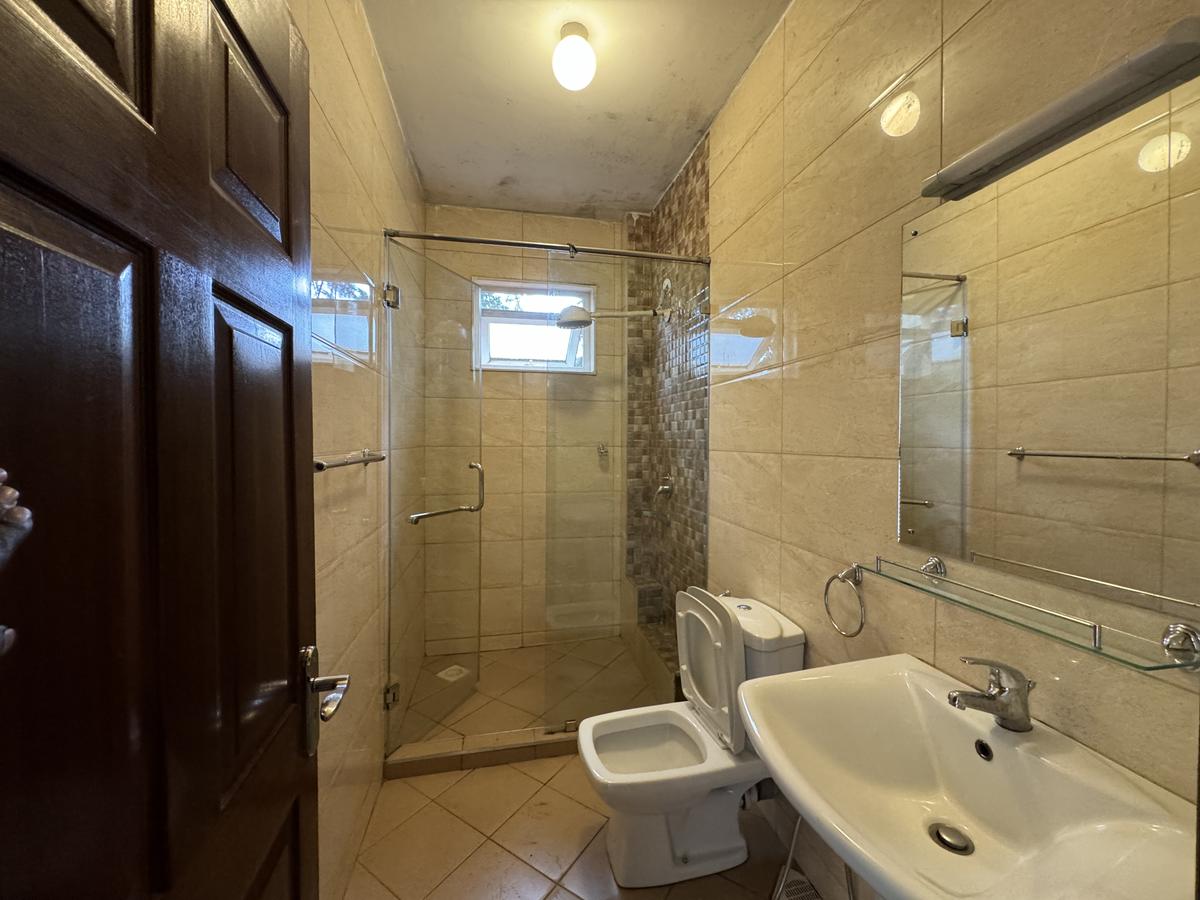 2 Bed Apartment with En Suite in Brookside - 15