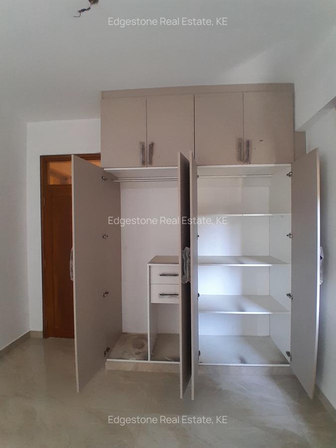 2 Bed Apartment with En Suite in Tudor - 12