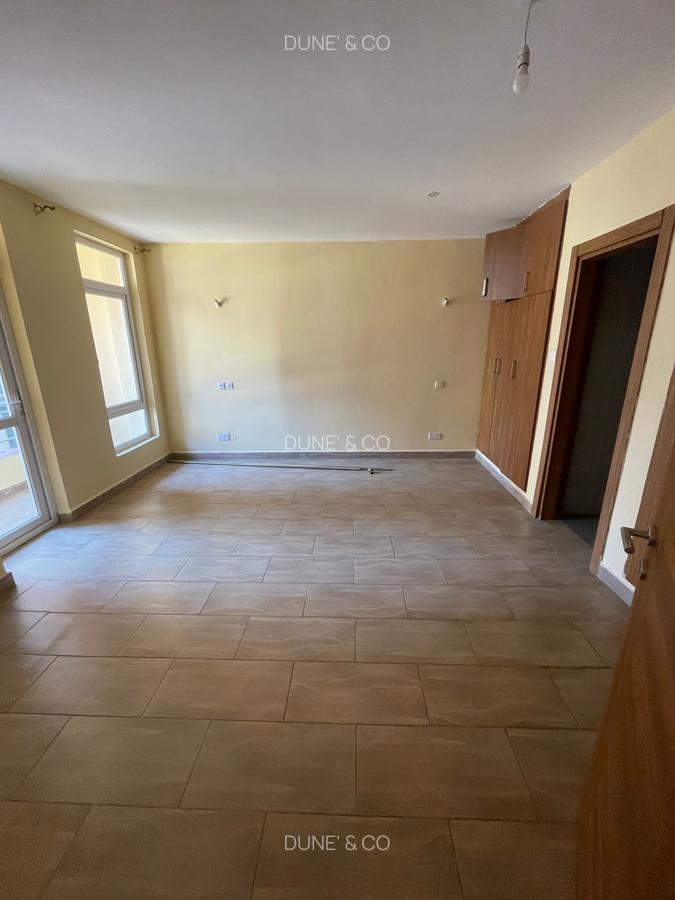 3 Bed Apartment with En Suite in Kilimani - 16