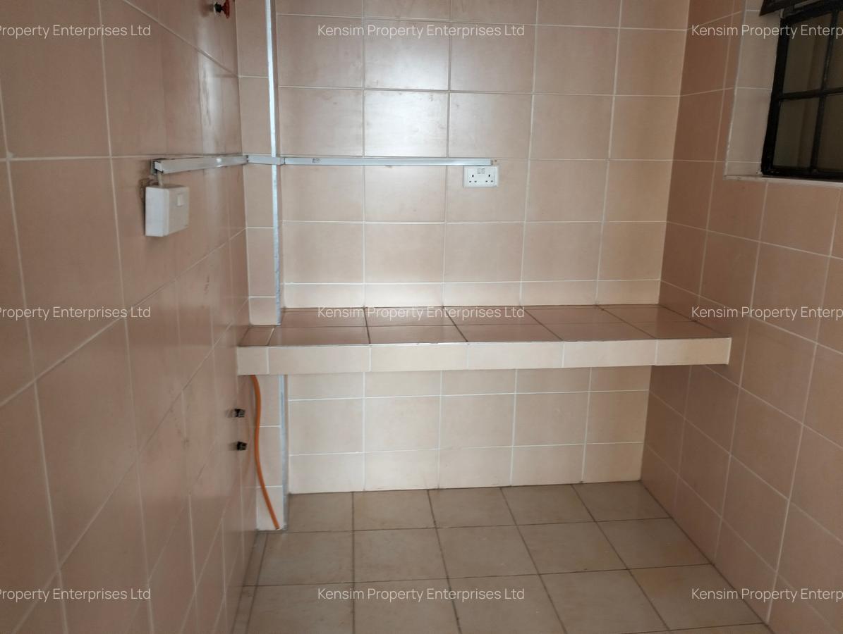 2 Bed Apartment with En Suite in Westlands Area - 6