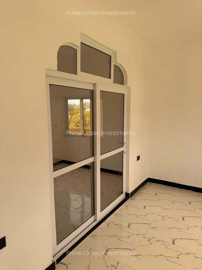 6 Bed Townhouse with En Suite in Watamu - 12