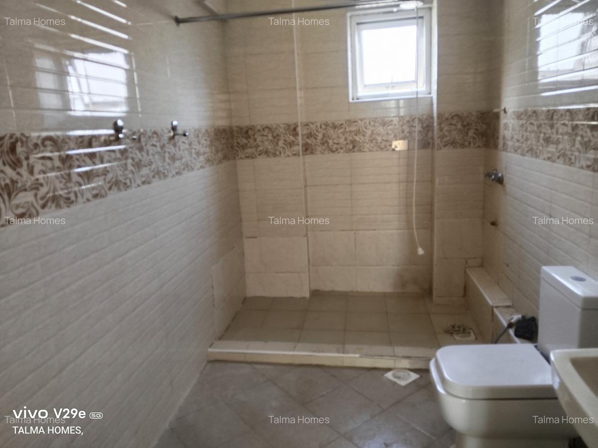 3 Bed Apartment with En Suite at 4Th Parklands - 14