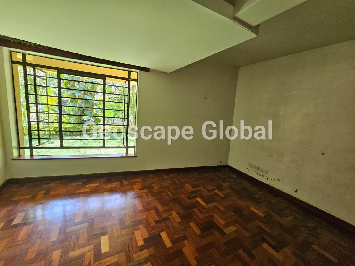 5 Bed House with En Suite in Kitisuru - 4