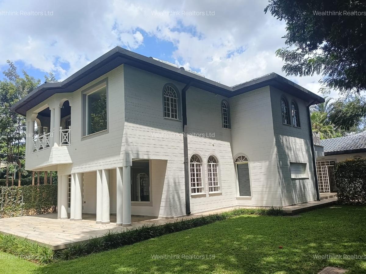 4 Bed House with En Suite at Runda - 4