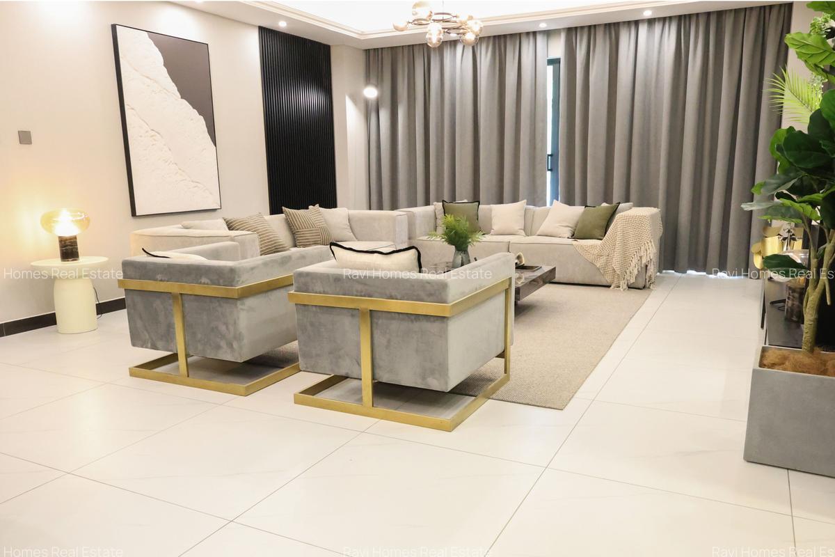 4 Bed Apartment with En Suite at Othaya Road - 5