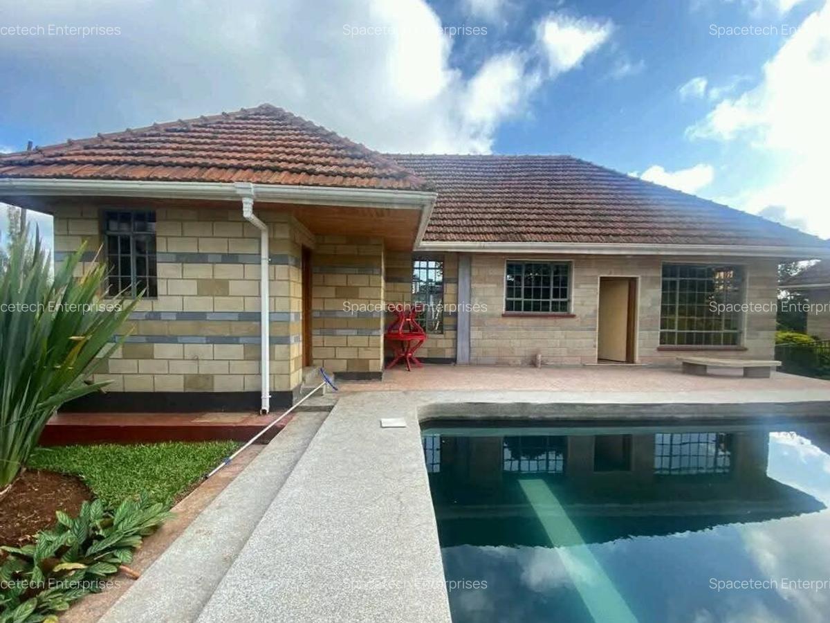 3 Bed House with En Suite in Runda - 2