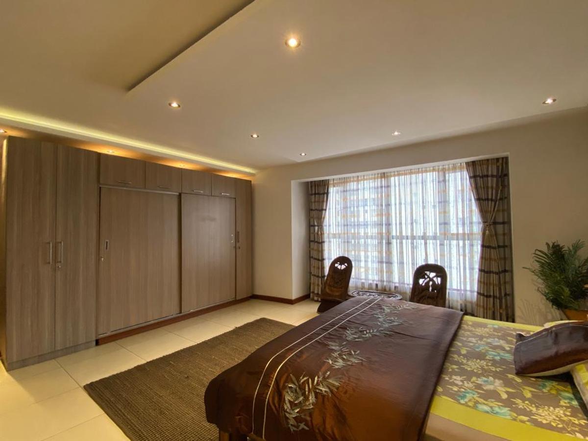 4 Bed Apartment with En Suite at 3Rd Parklands - 6