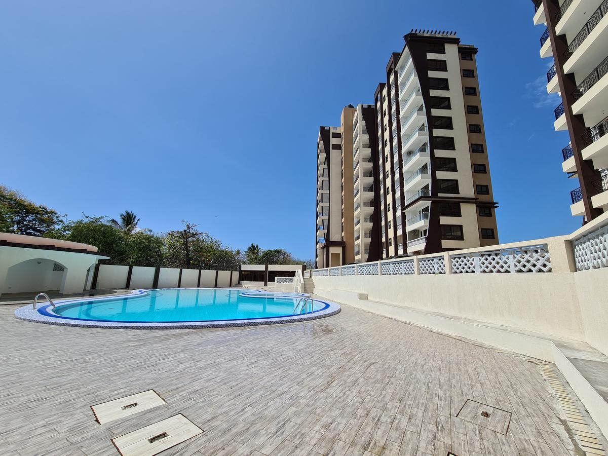 4 Bed Apartment with En Suite in Nyali Area - 3