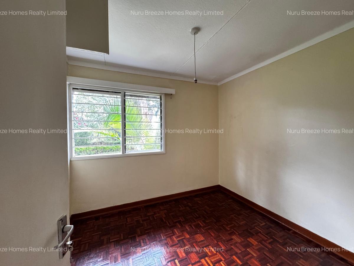 4 Bed House with En Suite in Loresho - 9