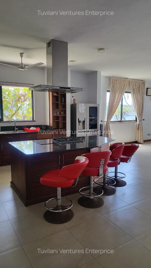 Serviced 3 Bed Apartment with En Suite at Nyali Mombasa - 9