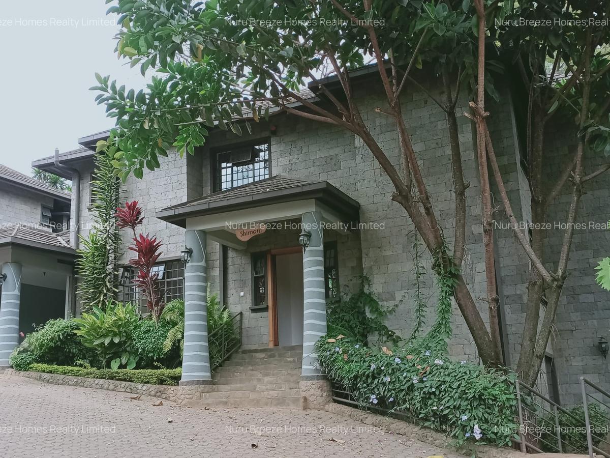 5 Bed Townhouse with En Suite in Westlands Area - 11