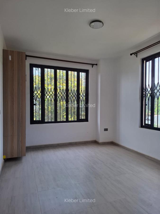 4 Bed House with En Suite in Rironi - 11