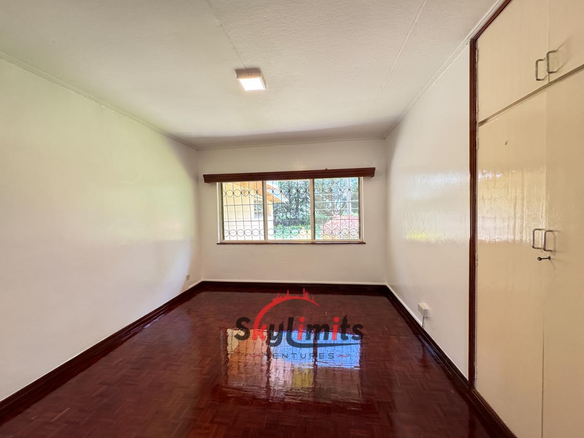 4 Bed House with En Suite at Runda - 10