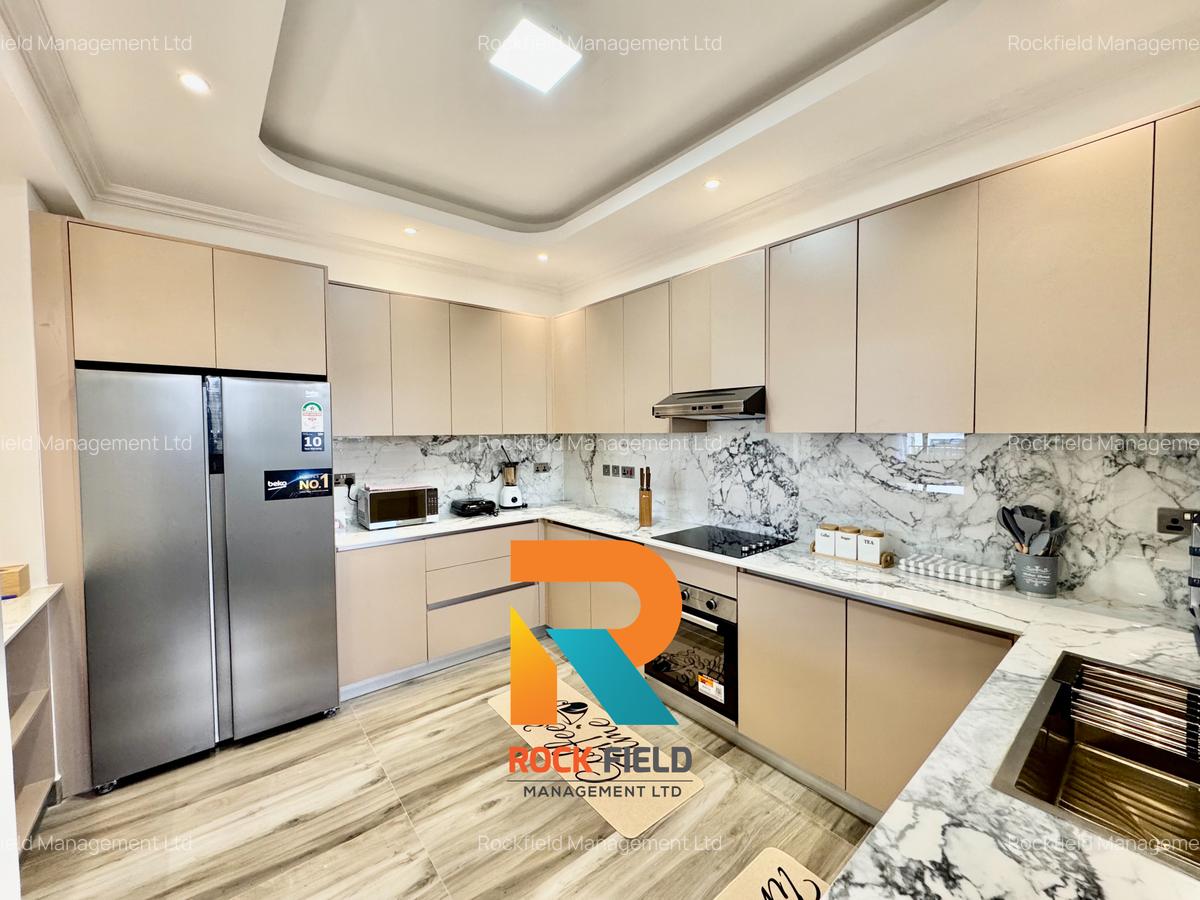 Furnished 2 Bed Apartment with En Suite in Brookside - 4