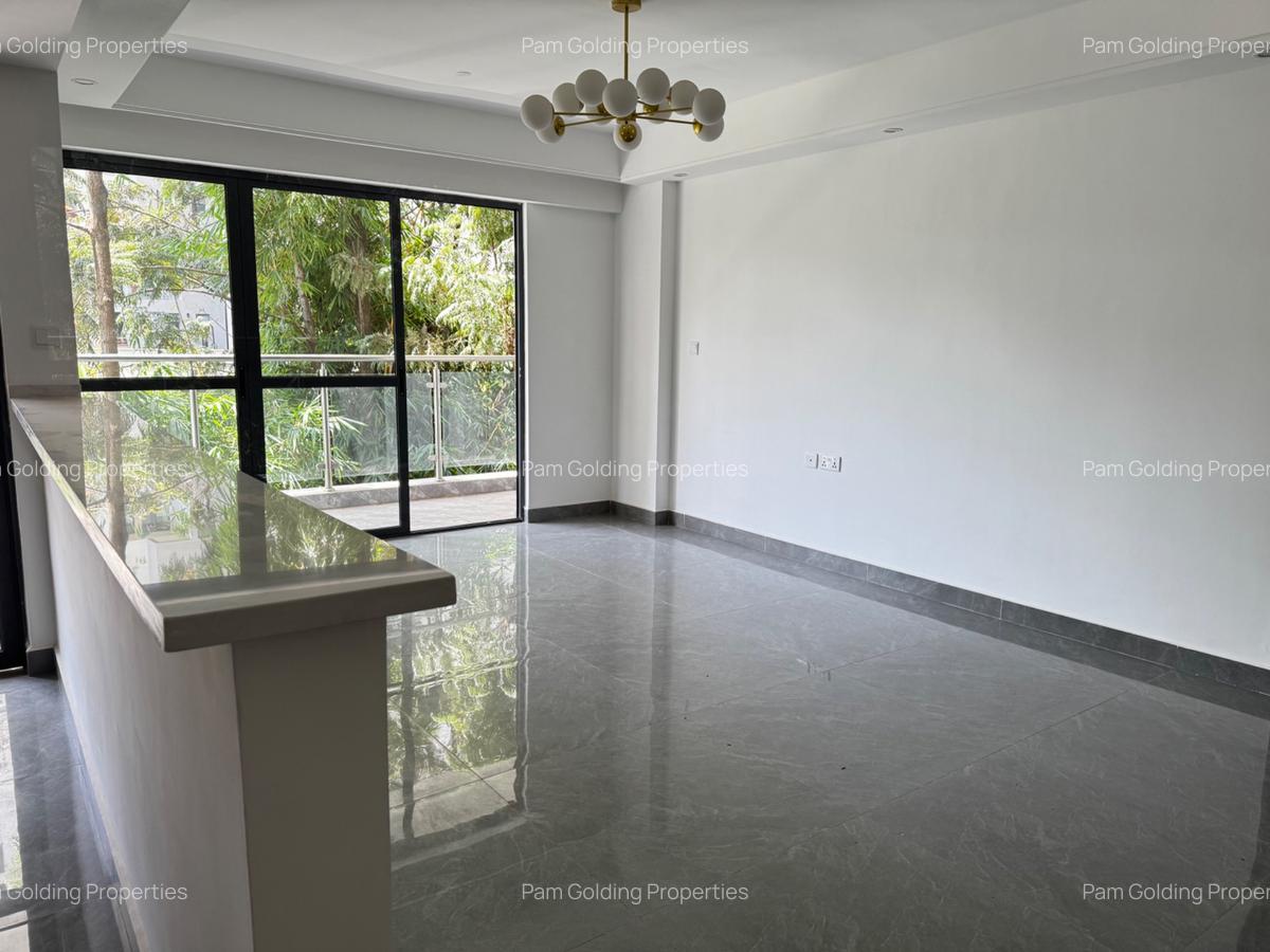 2 Bed Apartment with En Suite in Riverside - 8