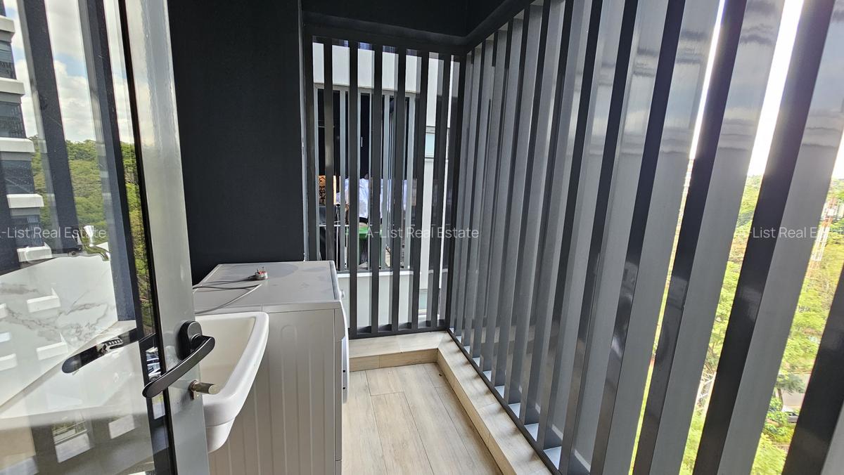 2 Bed Apartment with En Suite at Riverside - 5