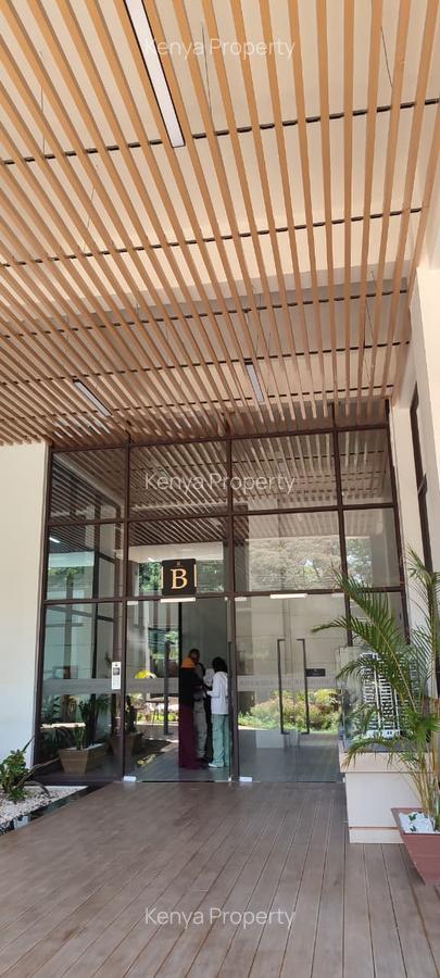 2 Bed Apartment with En Suite at Riverside Drive - 17