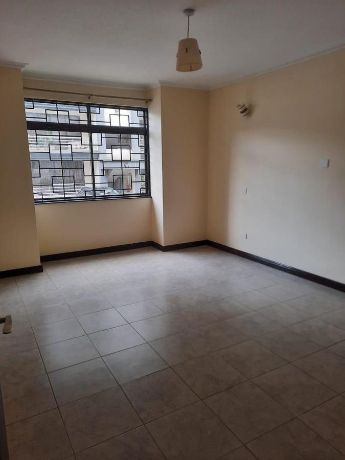 3 Bed Apartment with En Suite in Lavington - 7