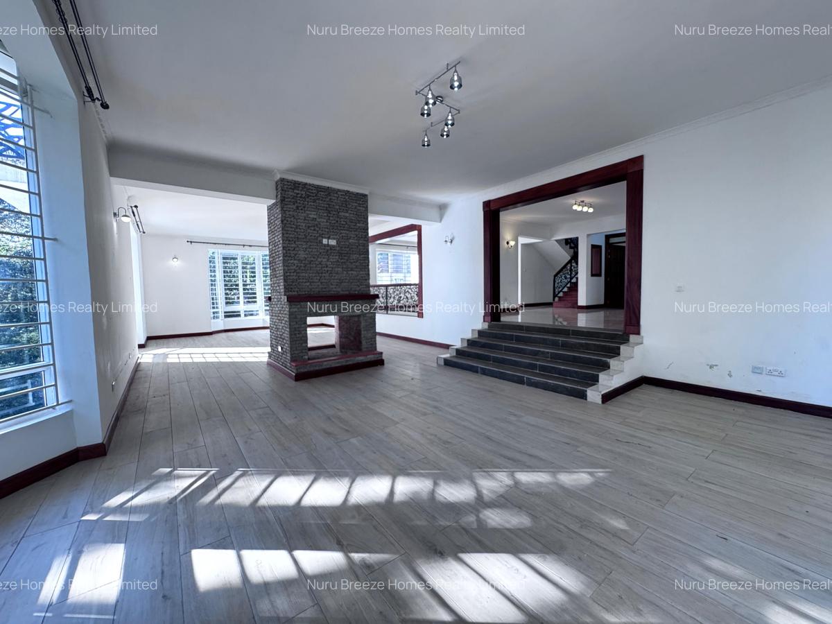 5 Bed Townhouse with En Suite in Rosslyn - 5