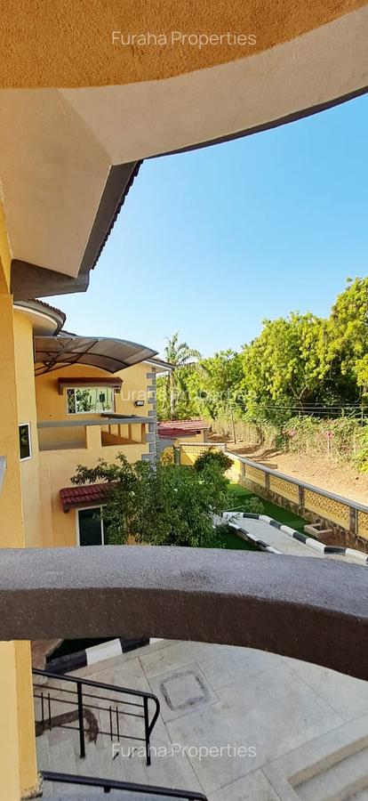 8 Bed House in Nyali Area - 9