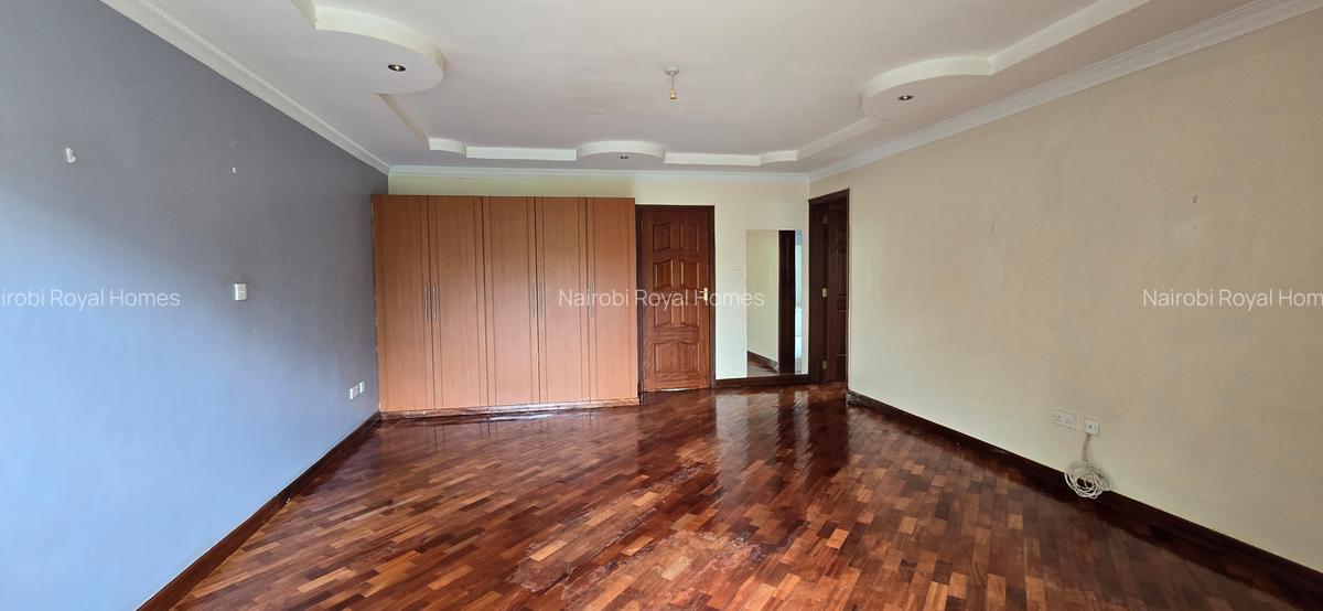 4 Bed Townhouse with En Suite at Lavington Green - 9