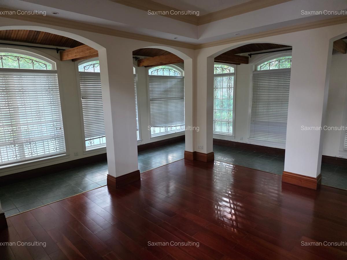 4 Bed House with En Suite in Kitisuru - 4