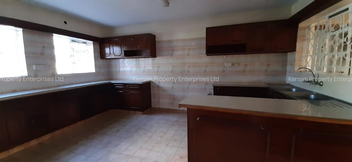 1 ac Commercial Property with Backup Generator in Lavington - 8