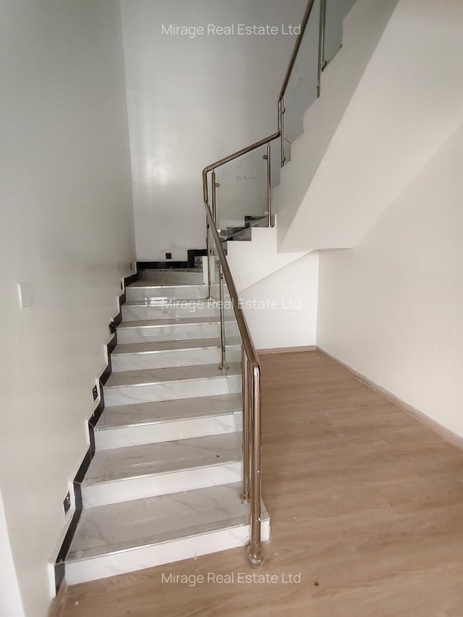 5 Bed Apartment with Staff Quarters in Parklands - 6