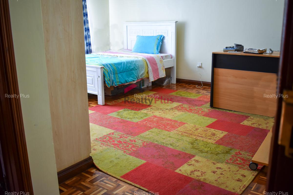 4 Bed Apartment with En Suite in Riverside - 8