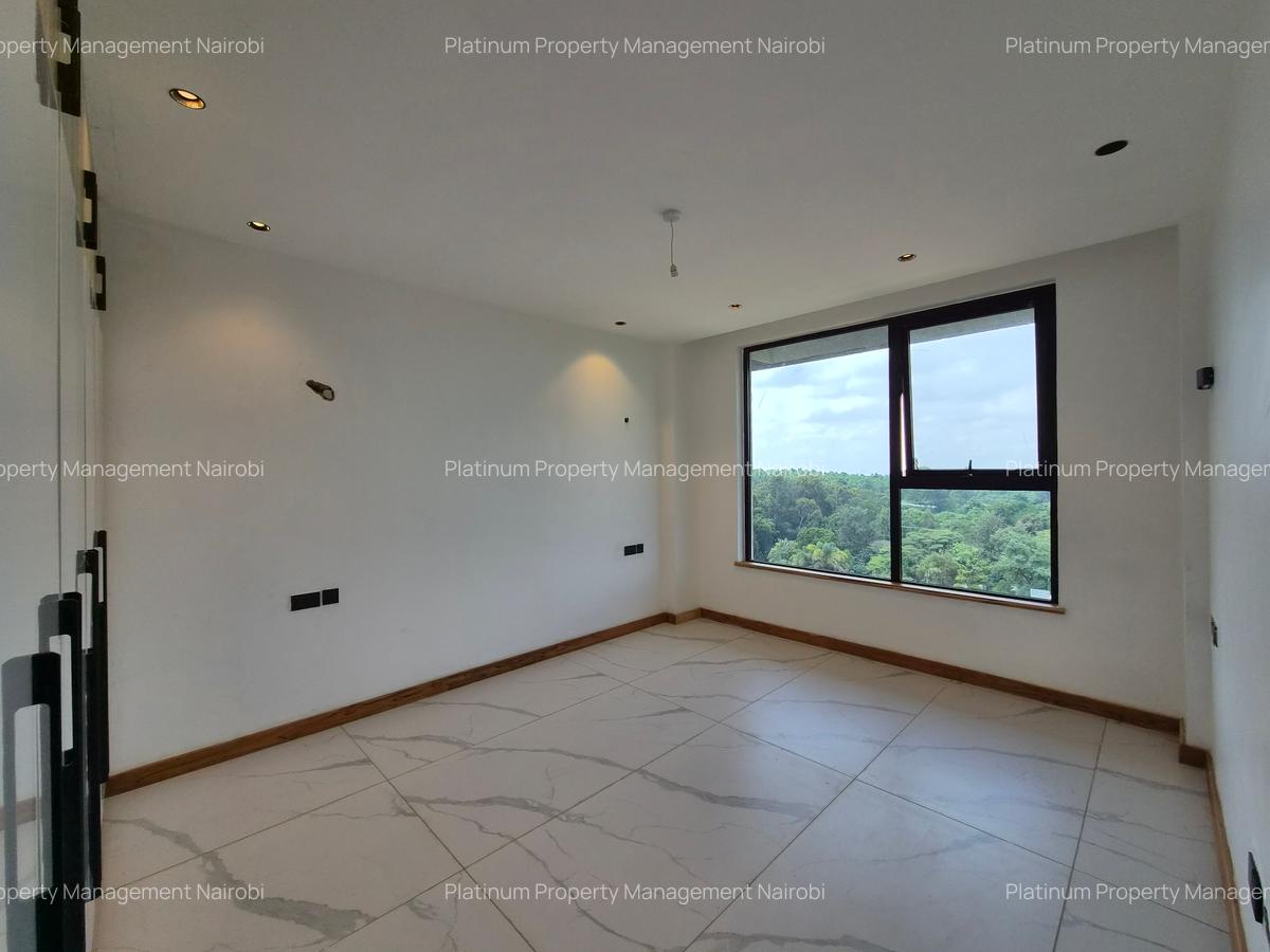 4 Bed Apartment with En Suite at Peponi Rd - 17