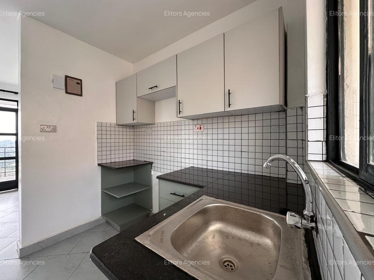 Studio Apartment with En Suite at Kirawa Road - 7