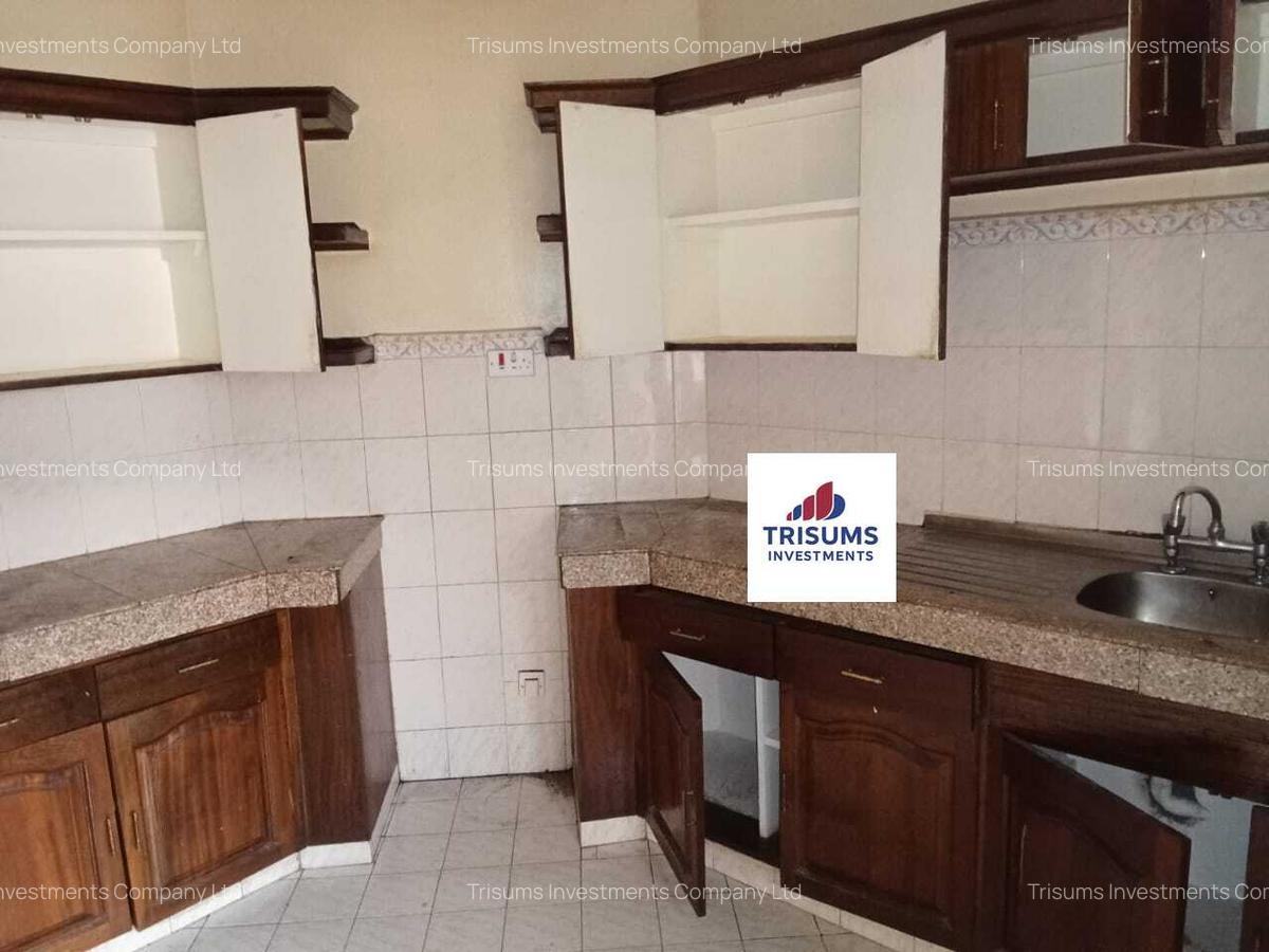 2 Bed Apartment with En Suite at Prp7+494 - 2