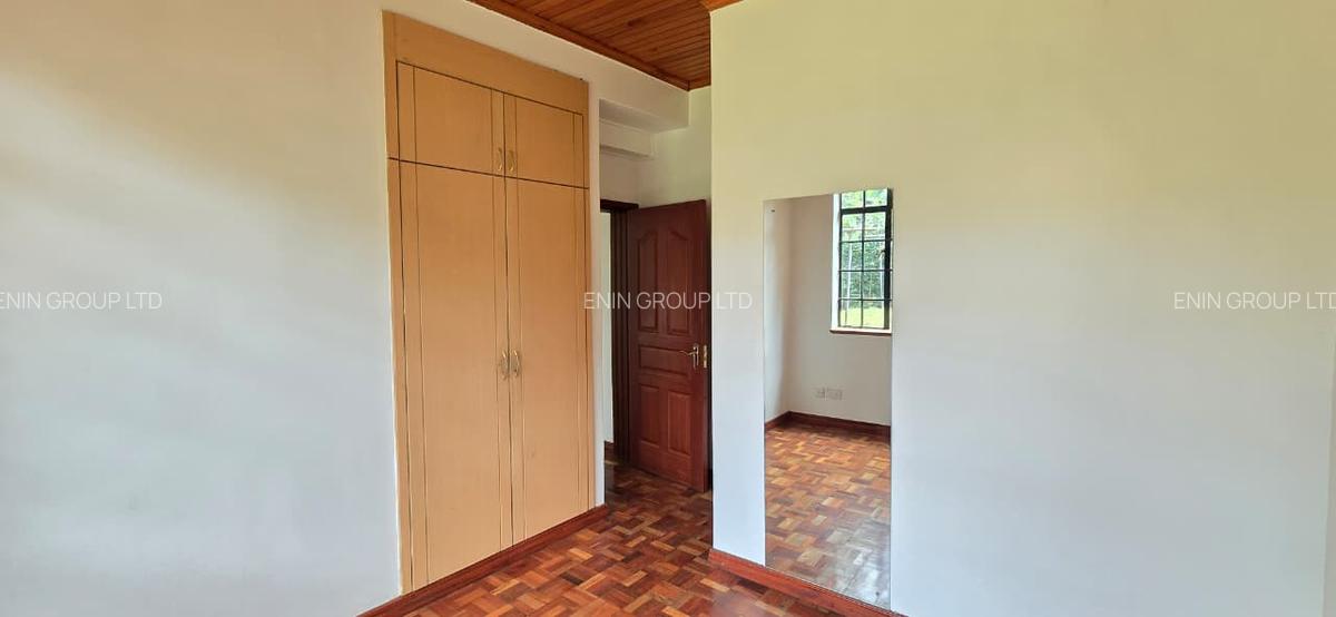 5 Bed Townhouse with En Suite in Lavington - 12