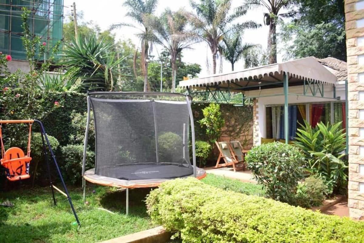 5 Bed Townhouse with Swimming Pool in Lavington - 3