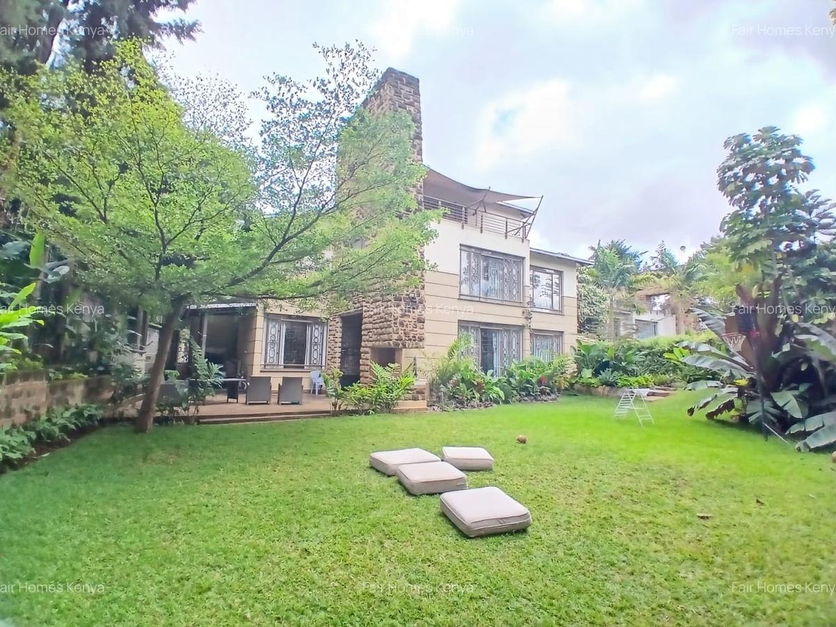 5 Bed Townhouse with En Suite at Lavington Mall - 2